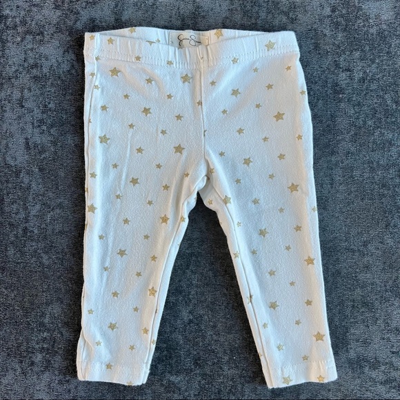 Jessica Simpson Classy Baby Outfit - Picture 7 of 11